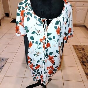 NWOT Amazon Pretty floral button up blouse XL